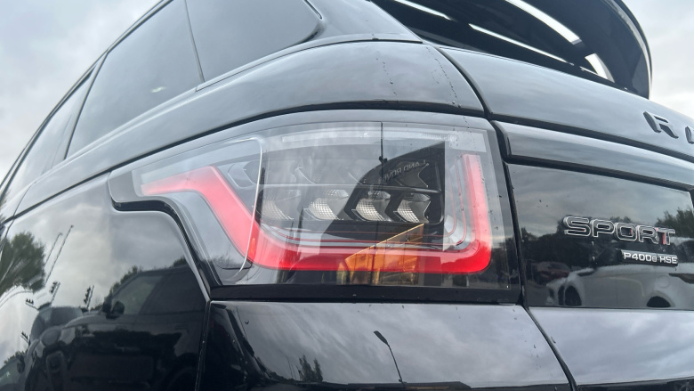 Land Rover Range Rover Sport 2.0 P400e HSE Dynamic Black 5dr Auto Estate